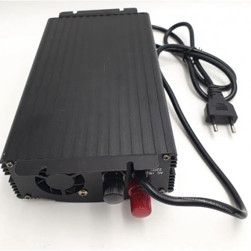 Інвертор постійного струму AC/DC UPS-1300W UPS + CHARGE, Перетворювач напруги Інвертор 12-220 із зарядкою