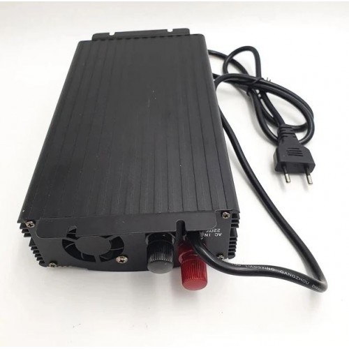Перетворювач напруги 800W 12V-220V автомобільний інвертор з функцією зарядки акумулятора 10A модифікована синусоїда UKC UPS-800A